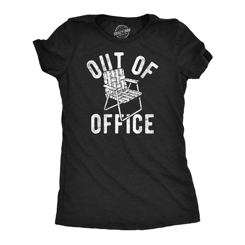 Out Of Office Lawn Chair Women's T Shirt